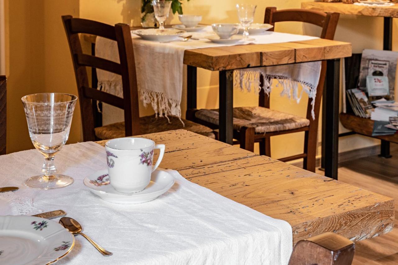 Villa Curte Nicia Nizza Monferrato Eksteriør billede