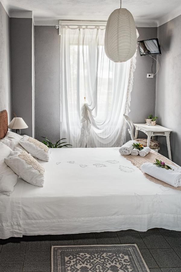 Villa Curte Nicia Nizza Monferrato Eksteriør billede