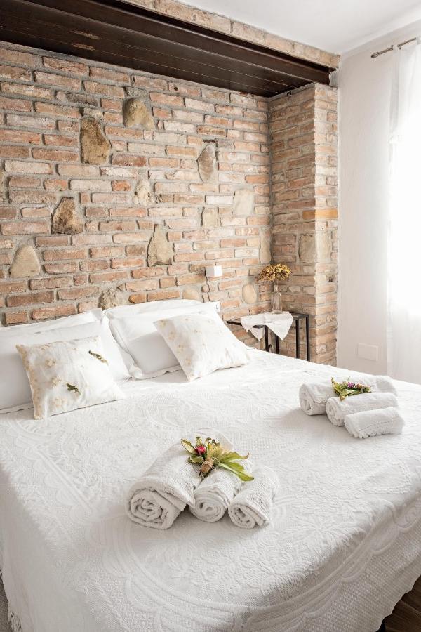 Villa Curte Nicia Nizza Monferrato Eksteriør billede